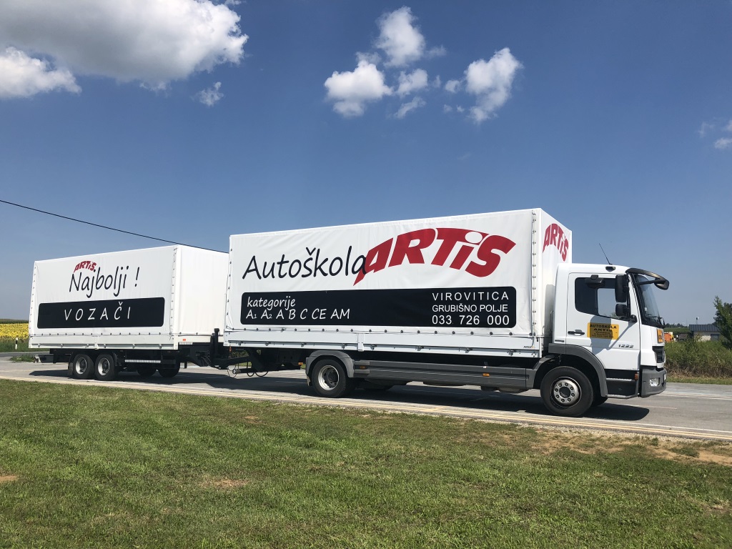 Mercedes Atego 12.22